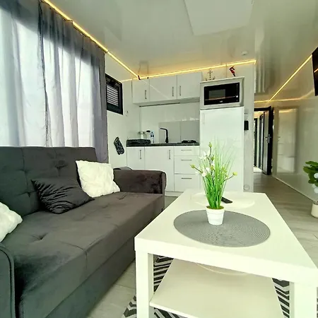 Casa de Férias Charmantes Ferienhaus In Mielno *